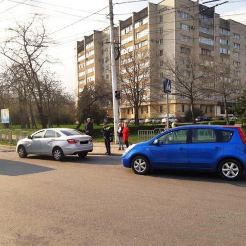 5-летний ребенок пострадал в ДТП с двумя легковушками в Ставрополе